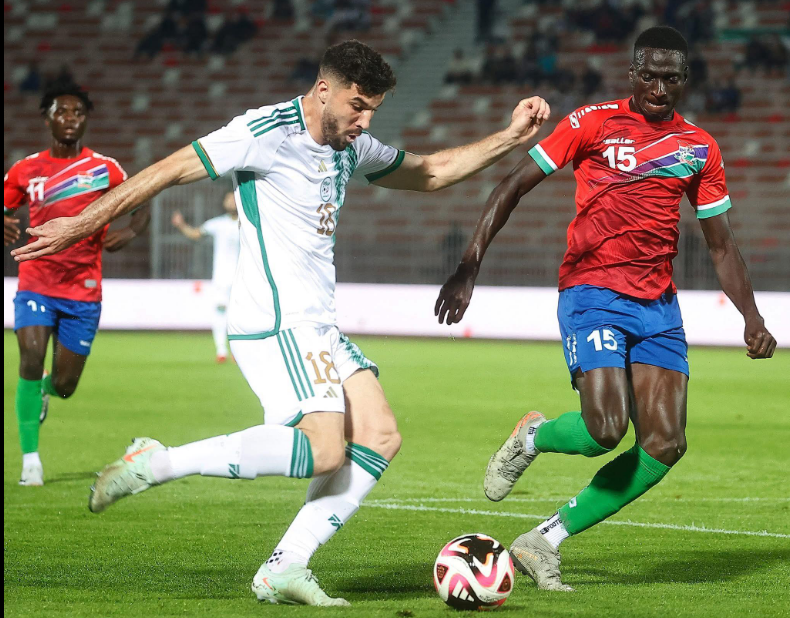 الجزائر تطيح بغامبيا (3-0) وتحسم تذكرة الموعد القاري