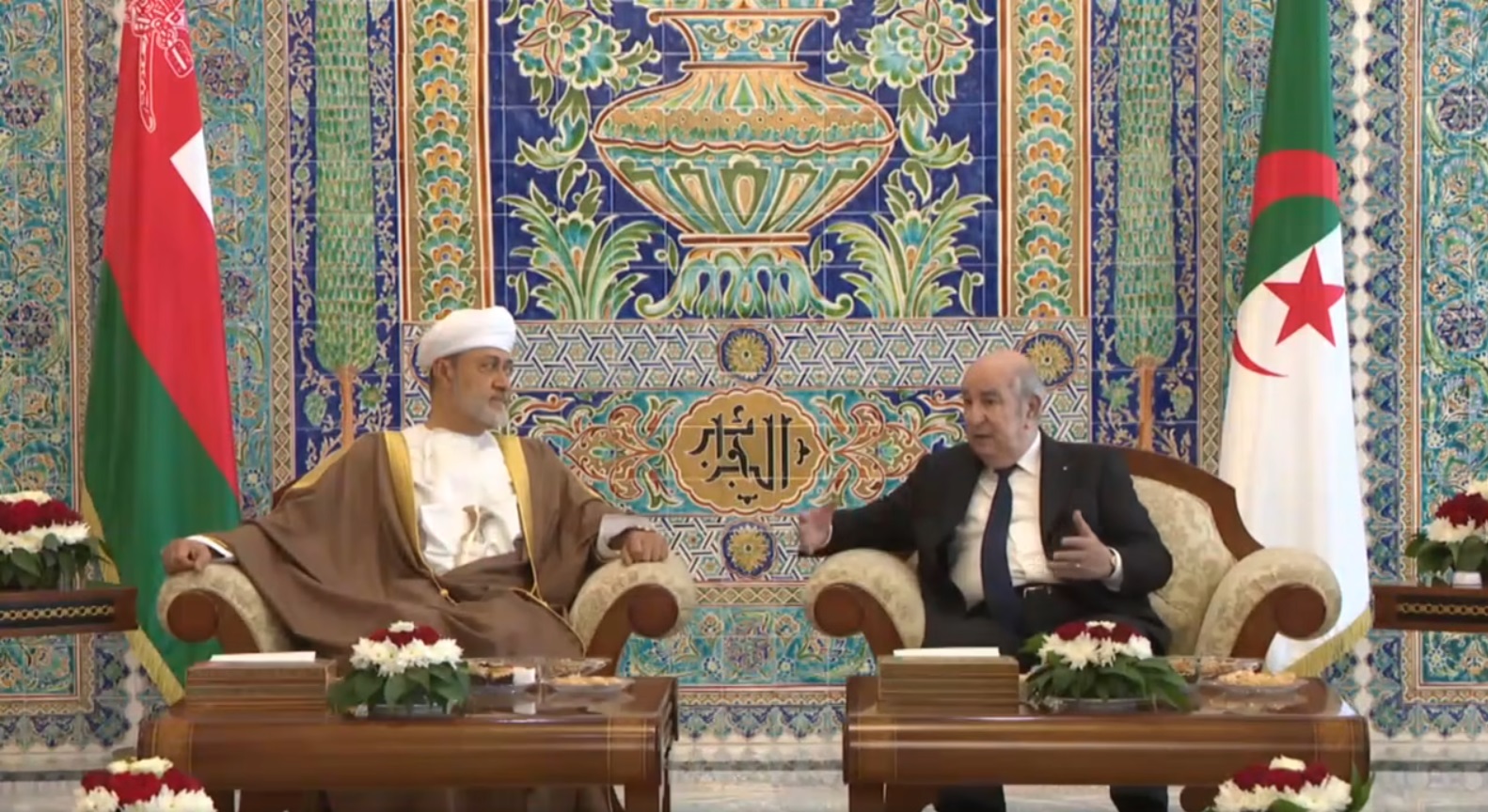 تبون عمان