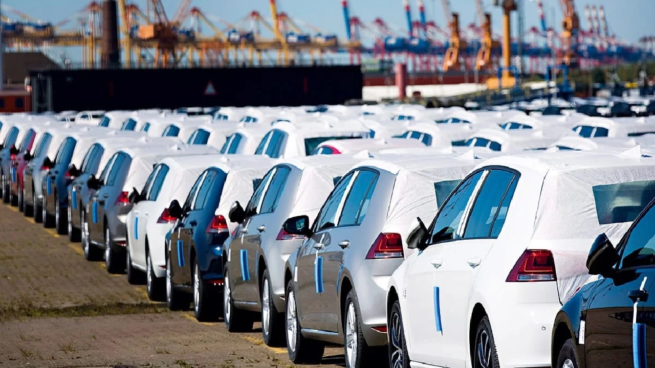 المركبات المستوردة أقل من 3 سنوات