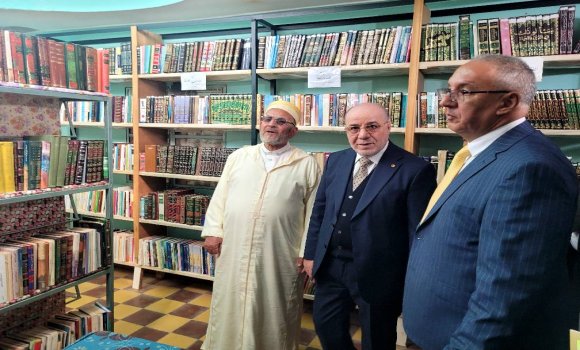 وزير  الشؤون الدينية