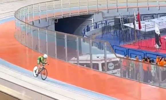 دراجات على المضمار