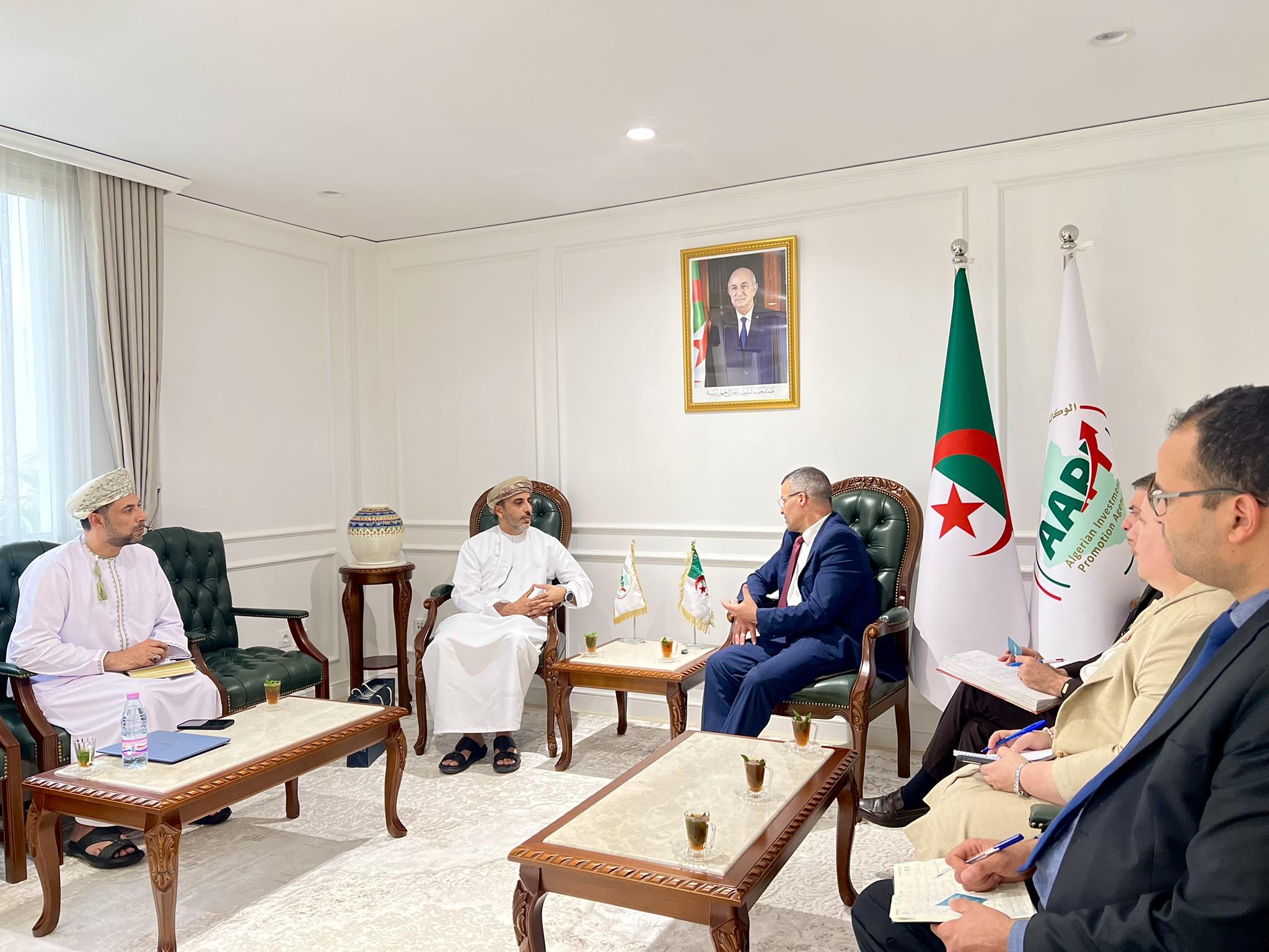 dz-oman-aapi.jpg