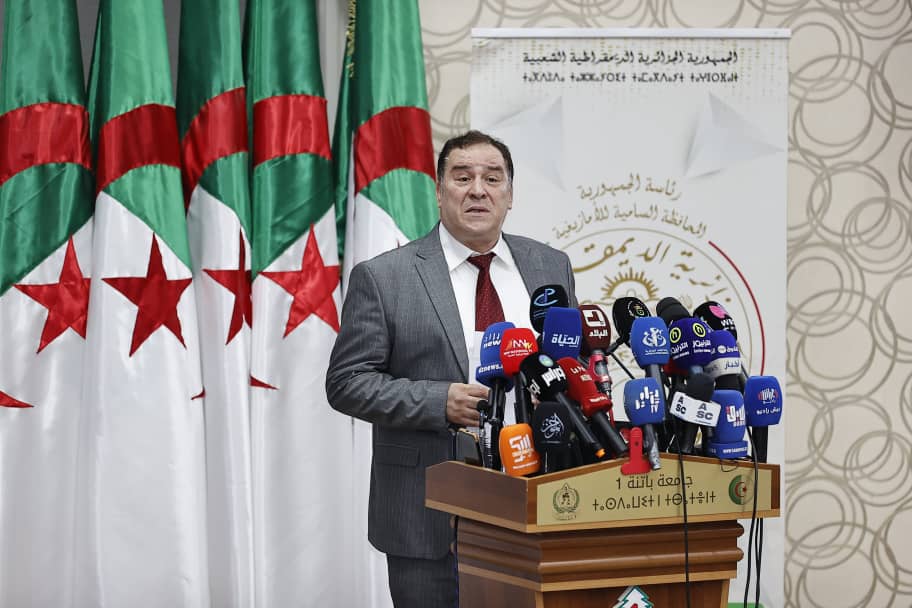 دعم المبادرات الهادفة إلى تعزيز مكانة اللغة الأمازيغية في الإعلام الوطني