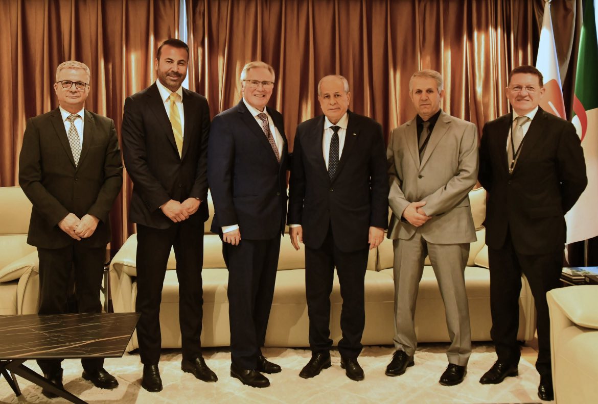 Préparation du projet de production d'hydrogène vert pour répondre aux besoins du complexe Tosyali