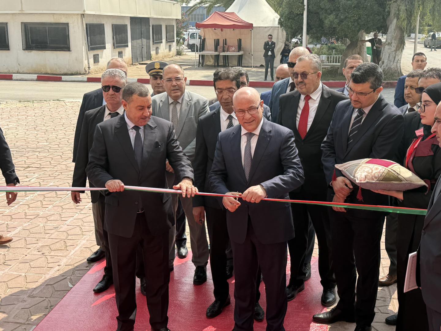 وزارة التجارة وزارة النقل