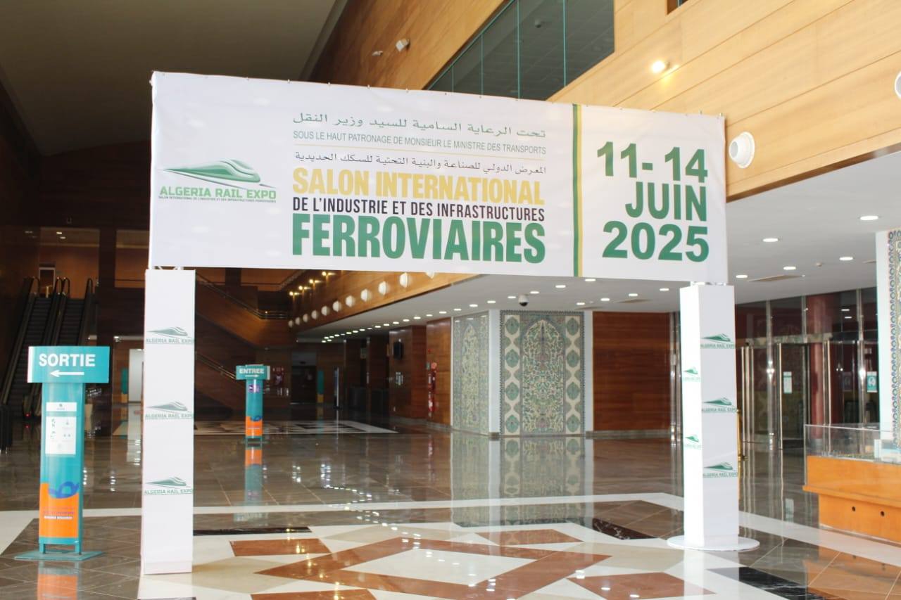 افتتاح الصالون الدولي للصناعة والبنية التحتية للسكك الحديدية بوهران