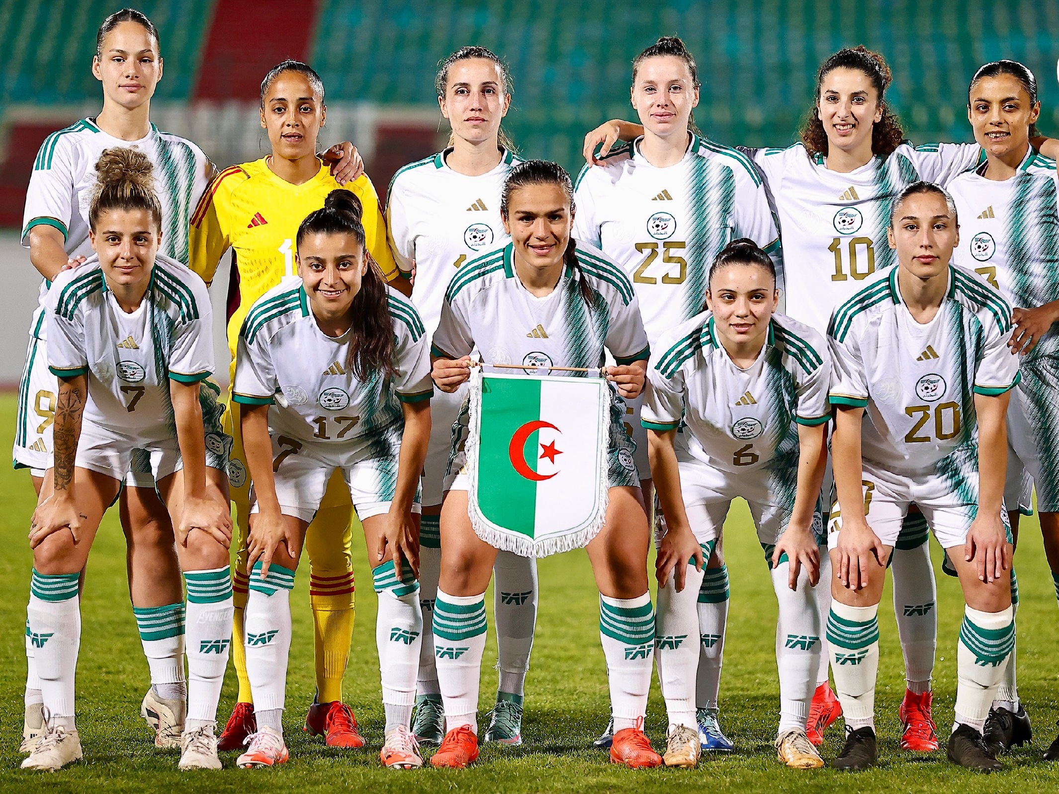 المنتخب الوطني سيدات لكرة القدم