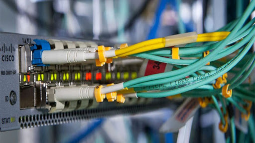 الألياف البصرية