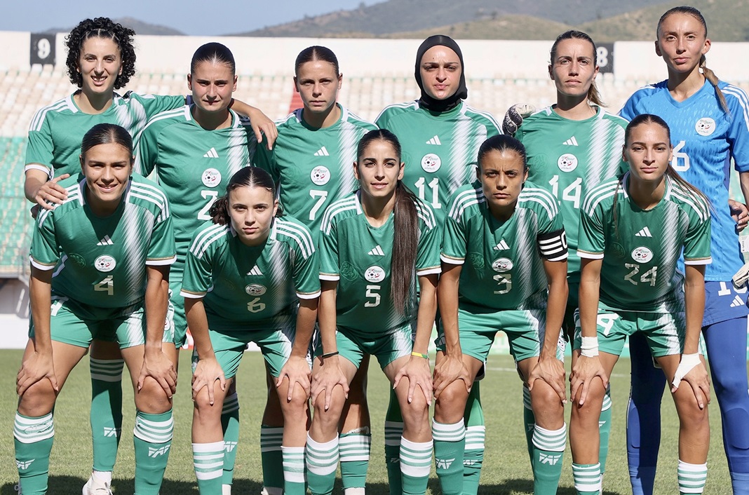 منتخب الجزائر سيدات لكرة القدم