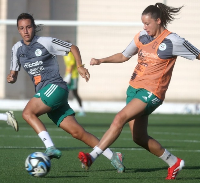 L'équipe féminine de football