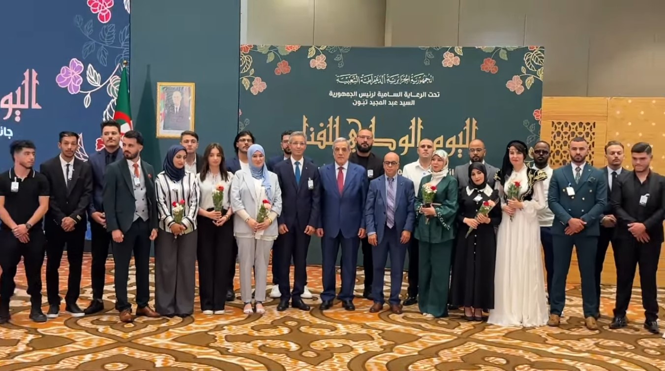 جائزة علي معاشي للمبدعين الشباب