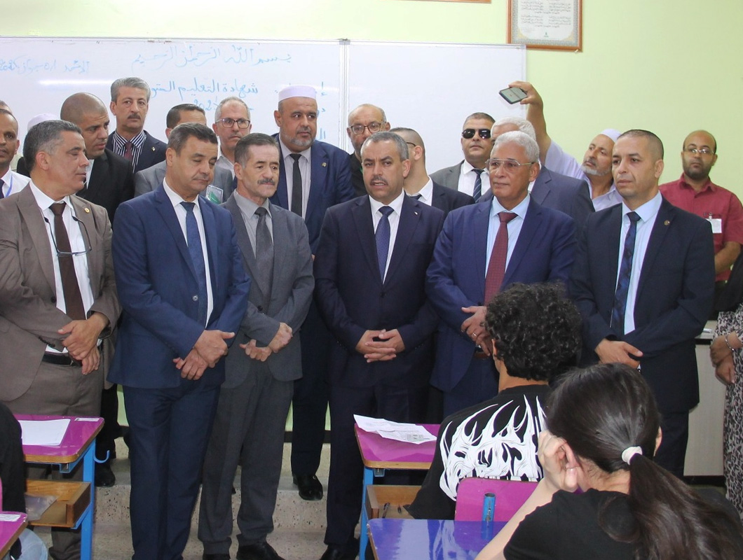 BEM 2025: le ministre de l'Education nationale donne le coup d'envoi des épreuves depuis la wilaya de Ghardaïa