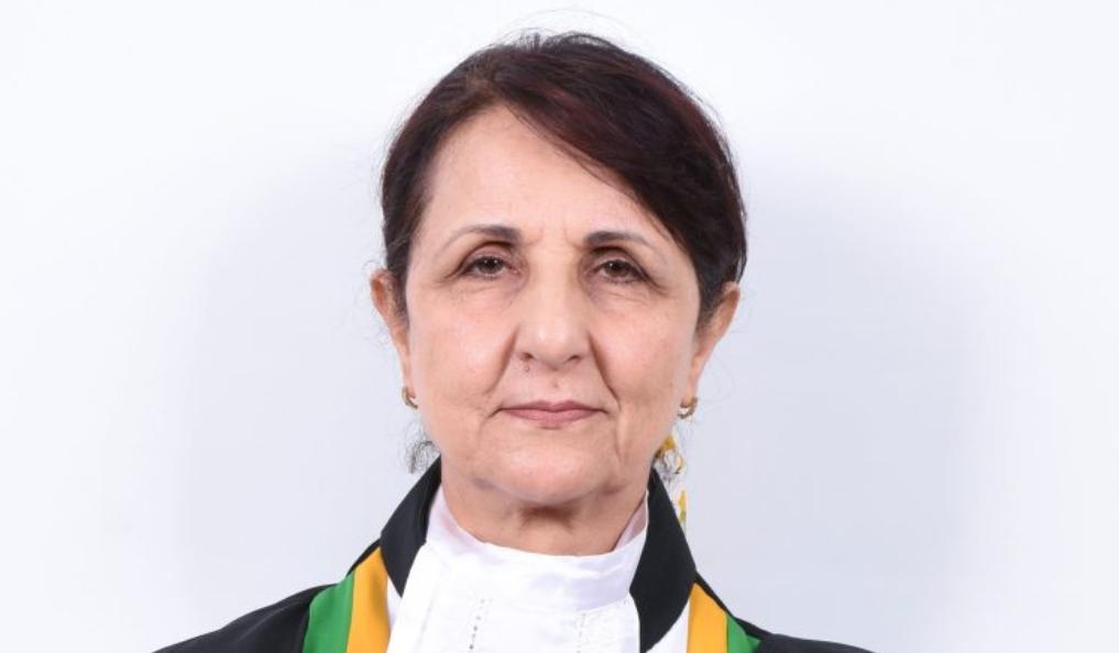 شفيقة بن صاولة