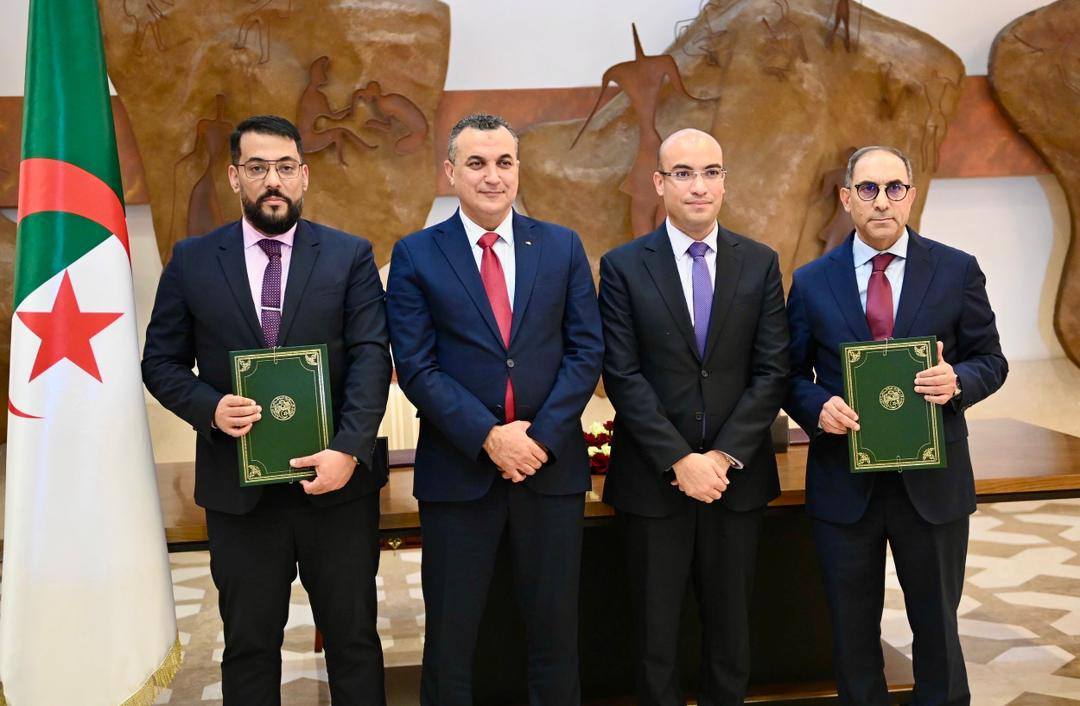 التوقيع على اتفاقية إطار بين وزارة الخارجية وبريد الجزائر لتبسيط عملية التصديق على الوثائق 