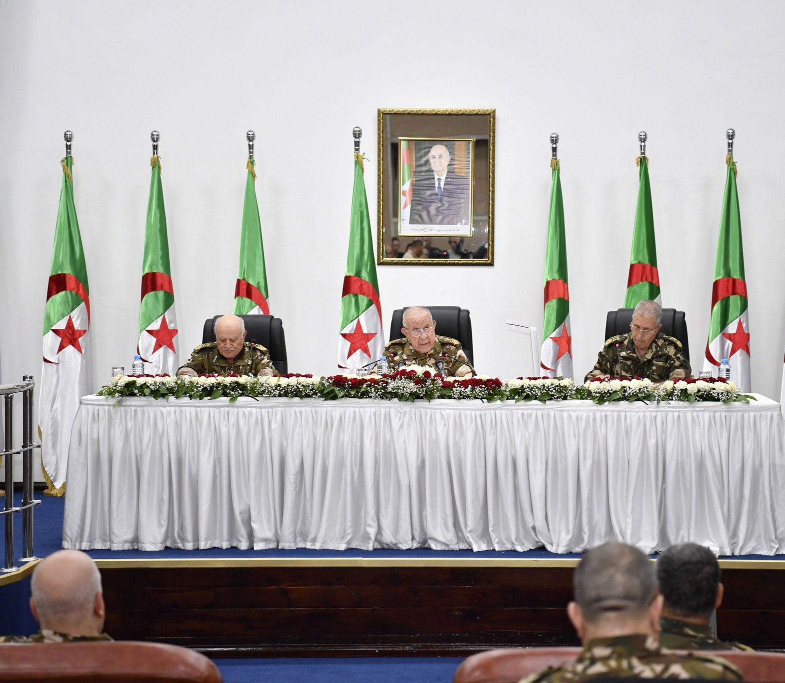 شنقريحة دفاع صناعة