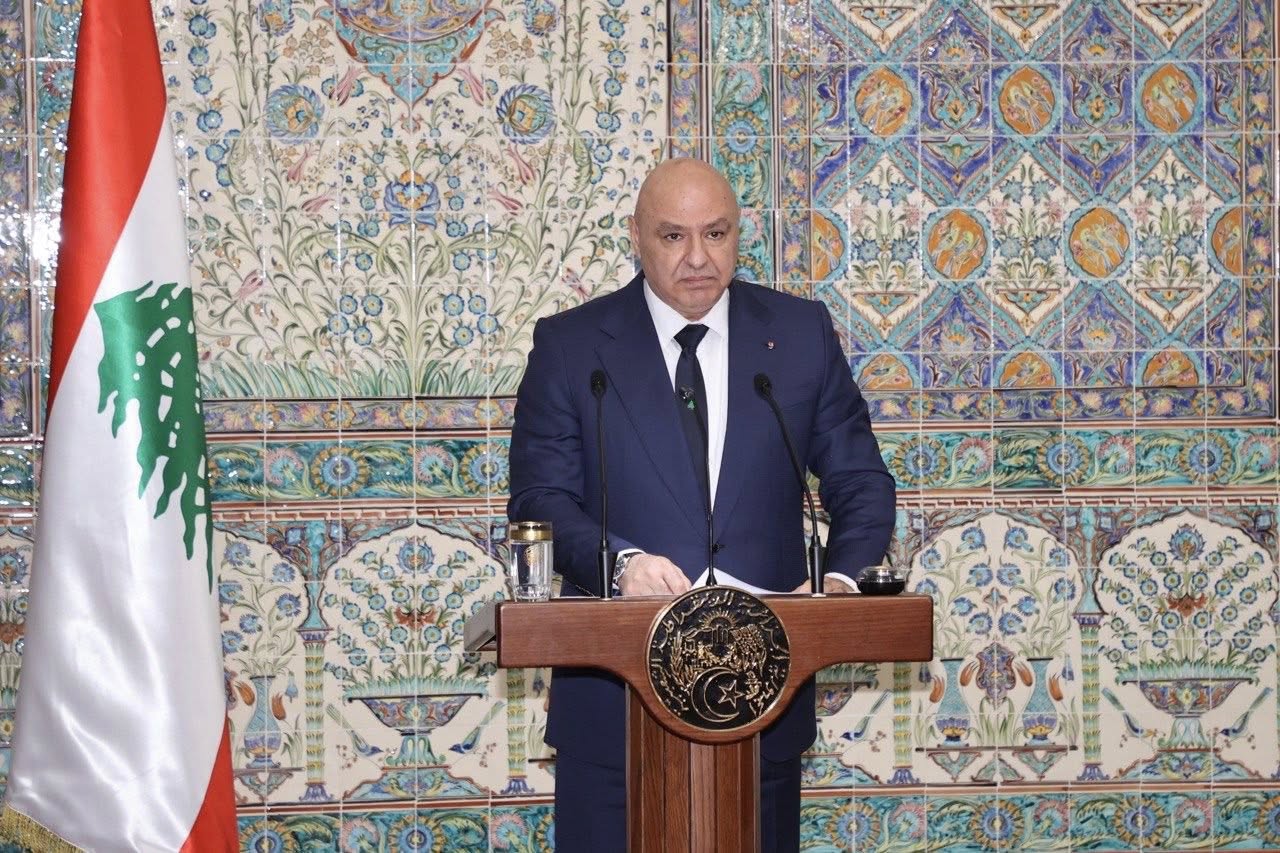 الرئيس اللبناني يزور كاتدرائية السيدة الافريقية بالجزائر العاصمة