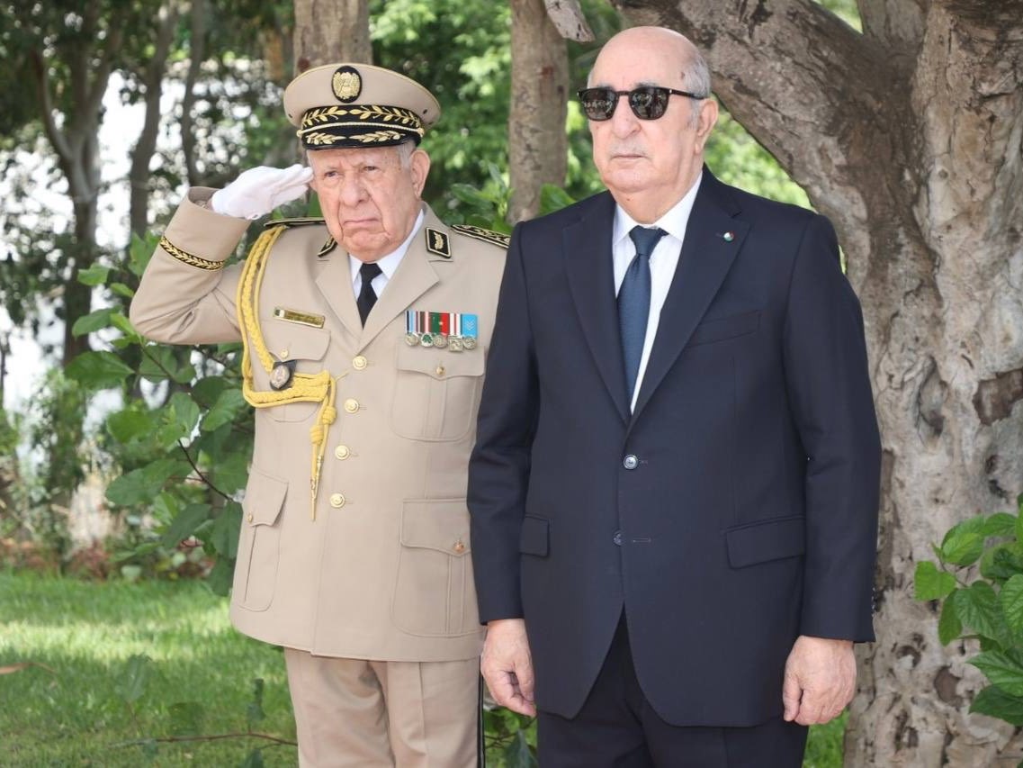 Le président Tebboune en compagnie du Général d'Armée Saïd Chanegriha