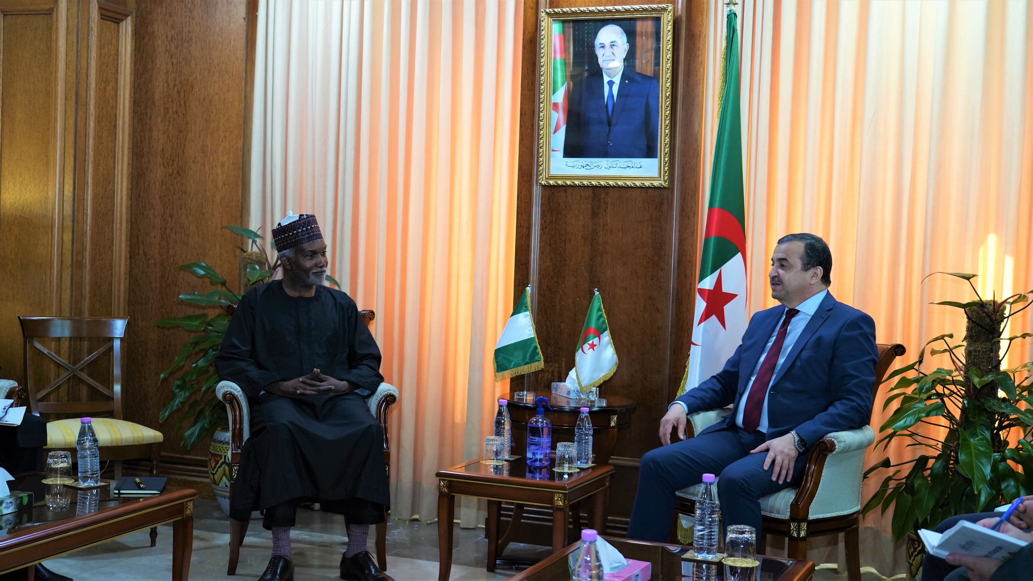 عرقاب يستقبل وزير خارجية نيجيريا