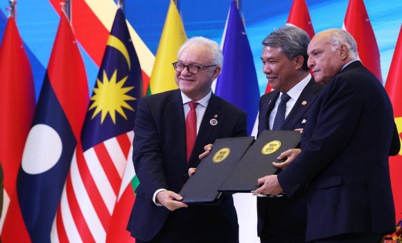 انضمام الجزائر لمعاهدة الصداقة والتعاون لرابطة دول "آسيان"