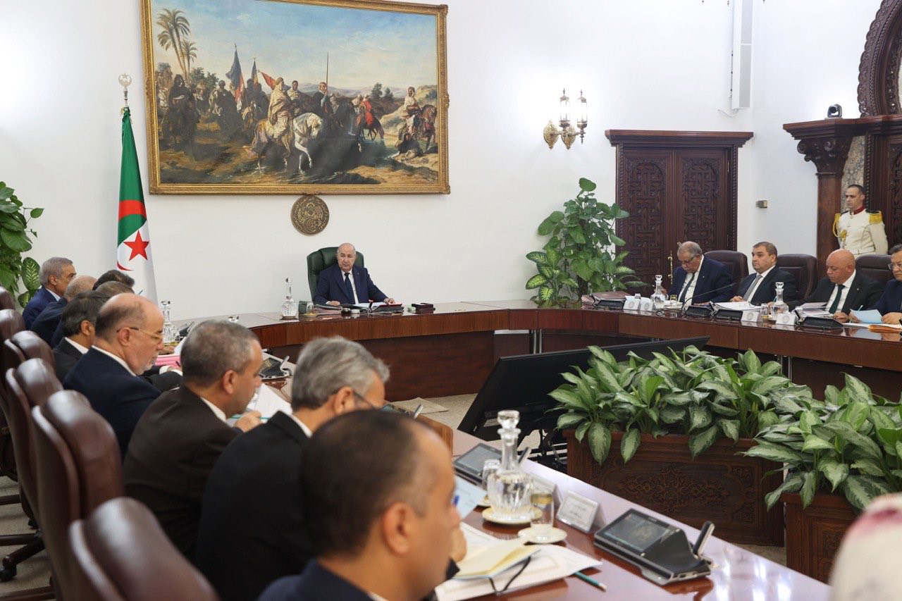 مجلس الوزراء