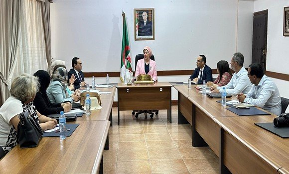 مولوجي تشرف على اجتماع تنسيقي حول المنحة المدرسية الخاصة