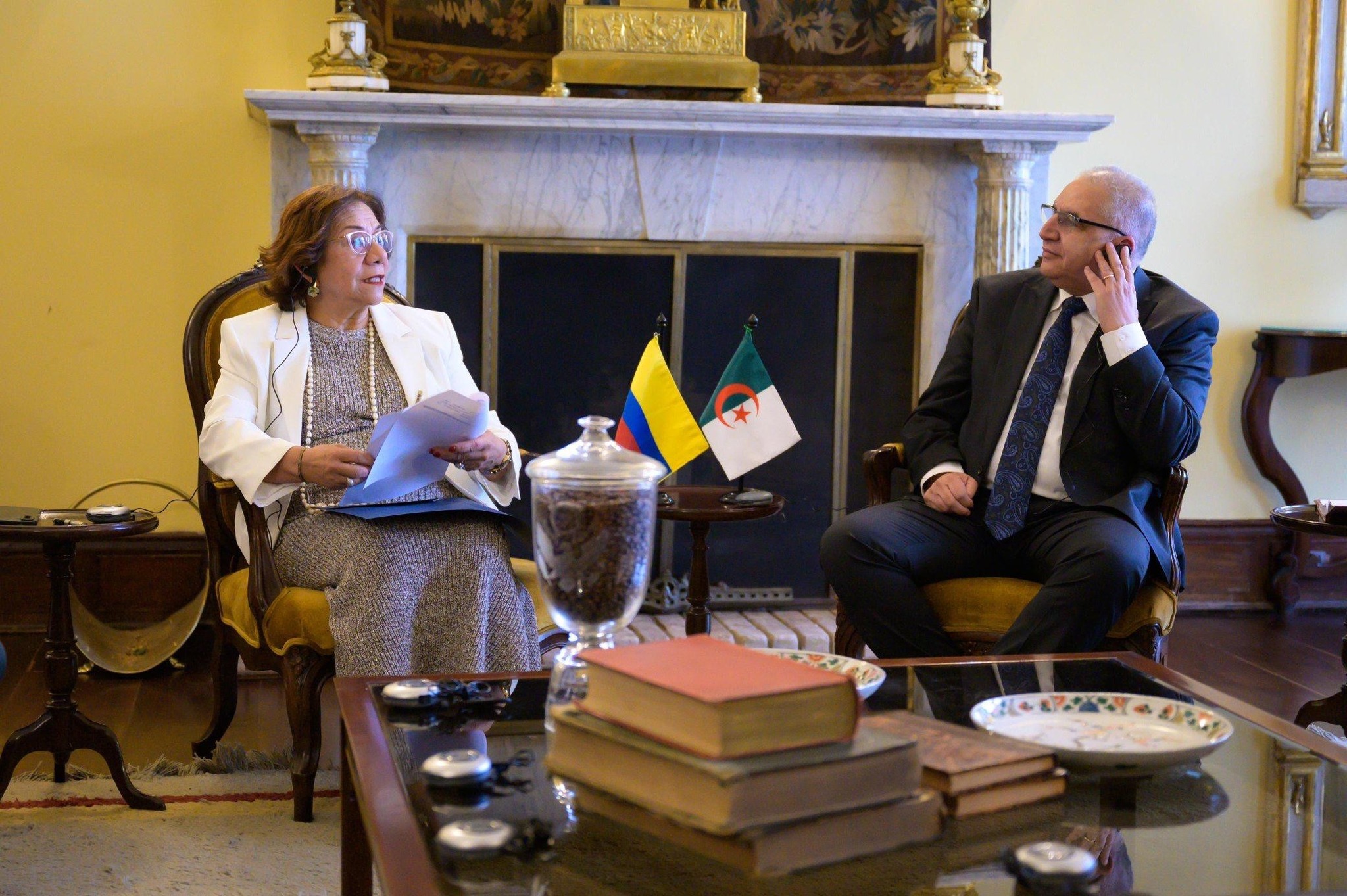 مقرمان يستقبل ببوغوتا من طرف وزيرة الشؤون الخارجية الكولومبية