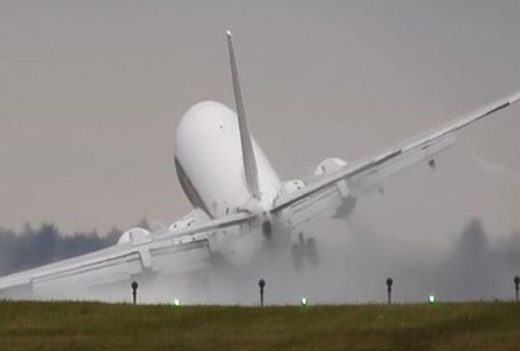 روسيا: تحطم طائرة ركاب على متنها 49 شخصا في أقصى شرق البلاد