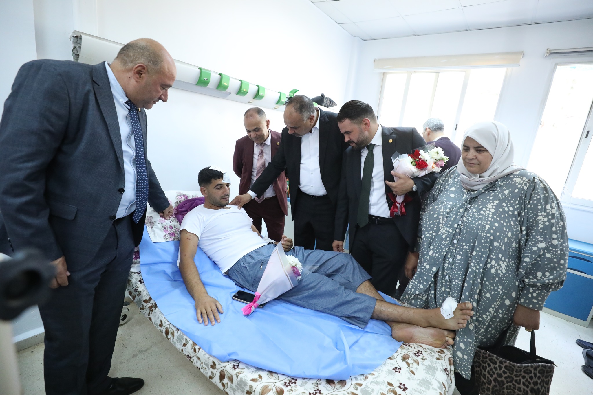 حادث سقوط الحافلة بوادي الحراش: وفد عن مجلس الأمة يتفقد حالة المصابين