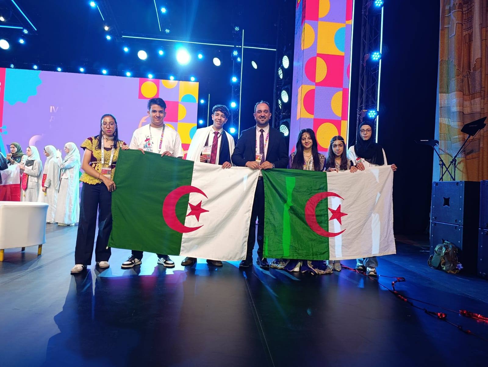 مبدعون صغار يمثلون الجزائر في المنتدى الثقافي الدولي للطفل بالعاصمة الروسية موسكو