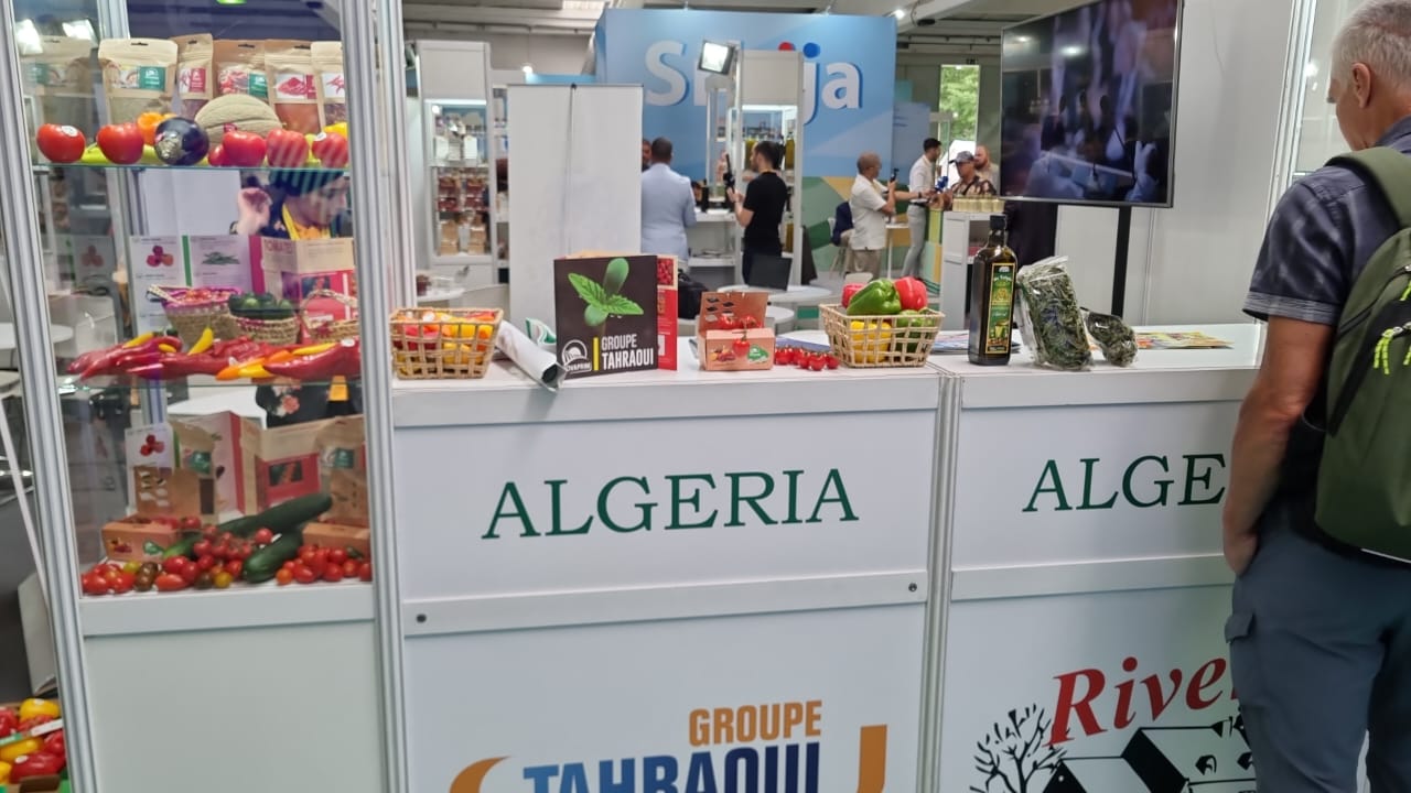 صناعات غذائية : الجزائر تشارك بأكثر من 15 مؤسسة في معرض "أغرا 2025"  بسلوفينيا