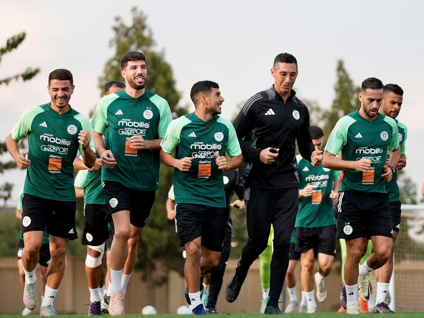 المنتخب الوطني لكرة القدم للاعبين المحليين