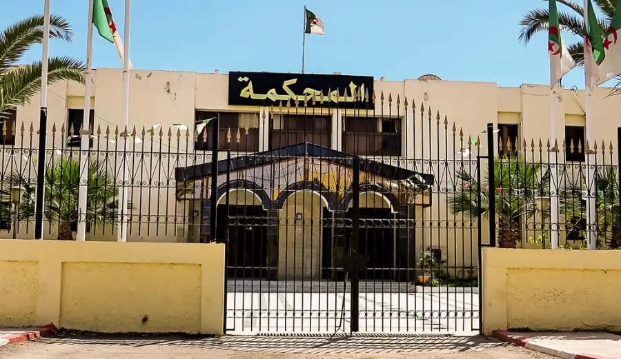 محكمة عين فكرون