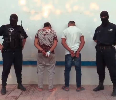 Arrestation de deux suspects impliqués dans une agression à l'arme blanche contre un individu à Oum El Bouaghi