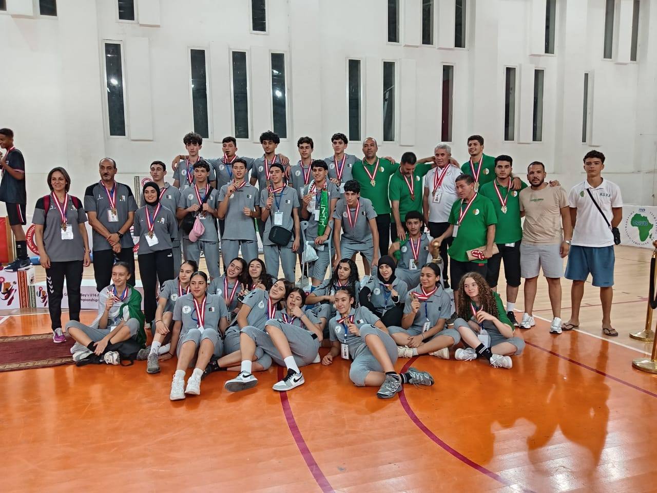 البطولة الإفريقية للكرة الطائرة لاقل من  16 سنة