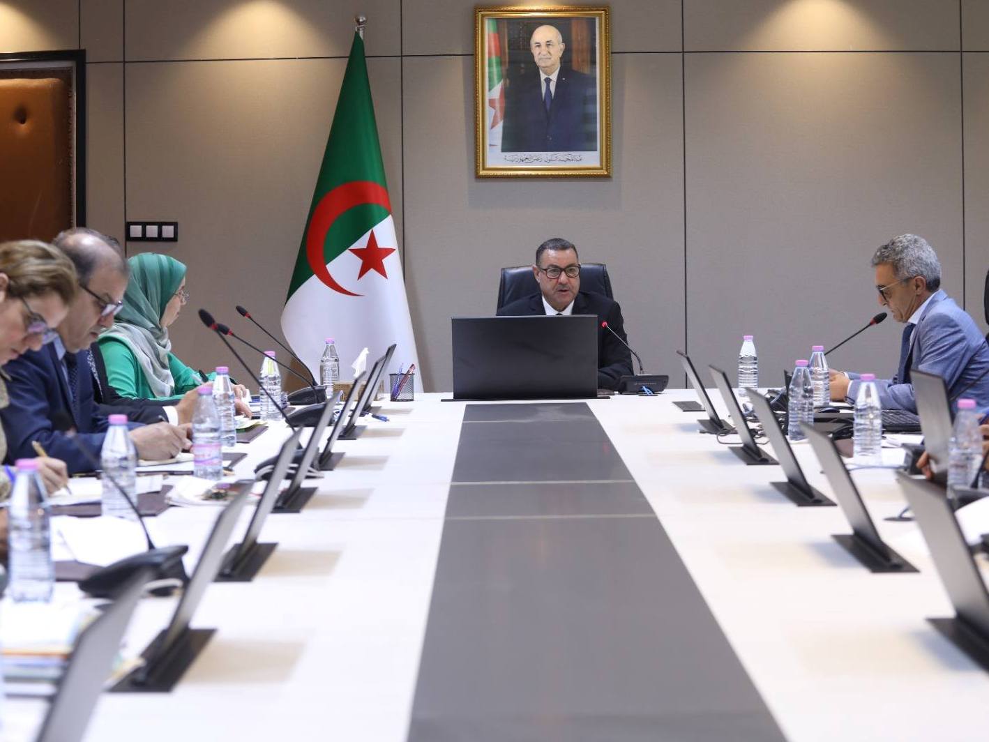 وزير النقل يترأس اجتماعا تنسيقيا حول التحضيرات لمعرض التجارة البينية  الإفريقي