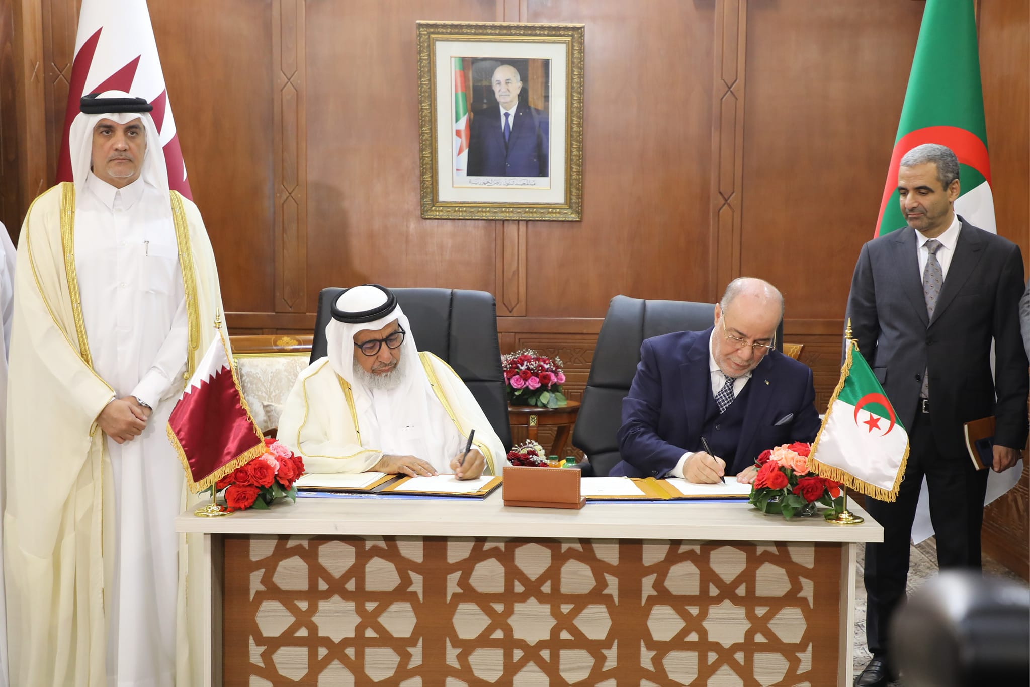 الجزائر قطر