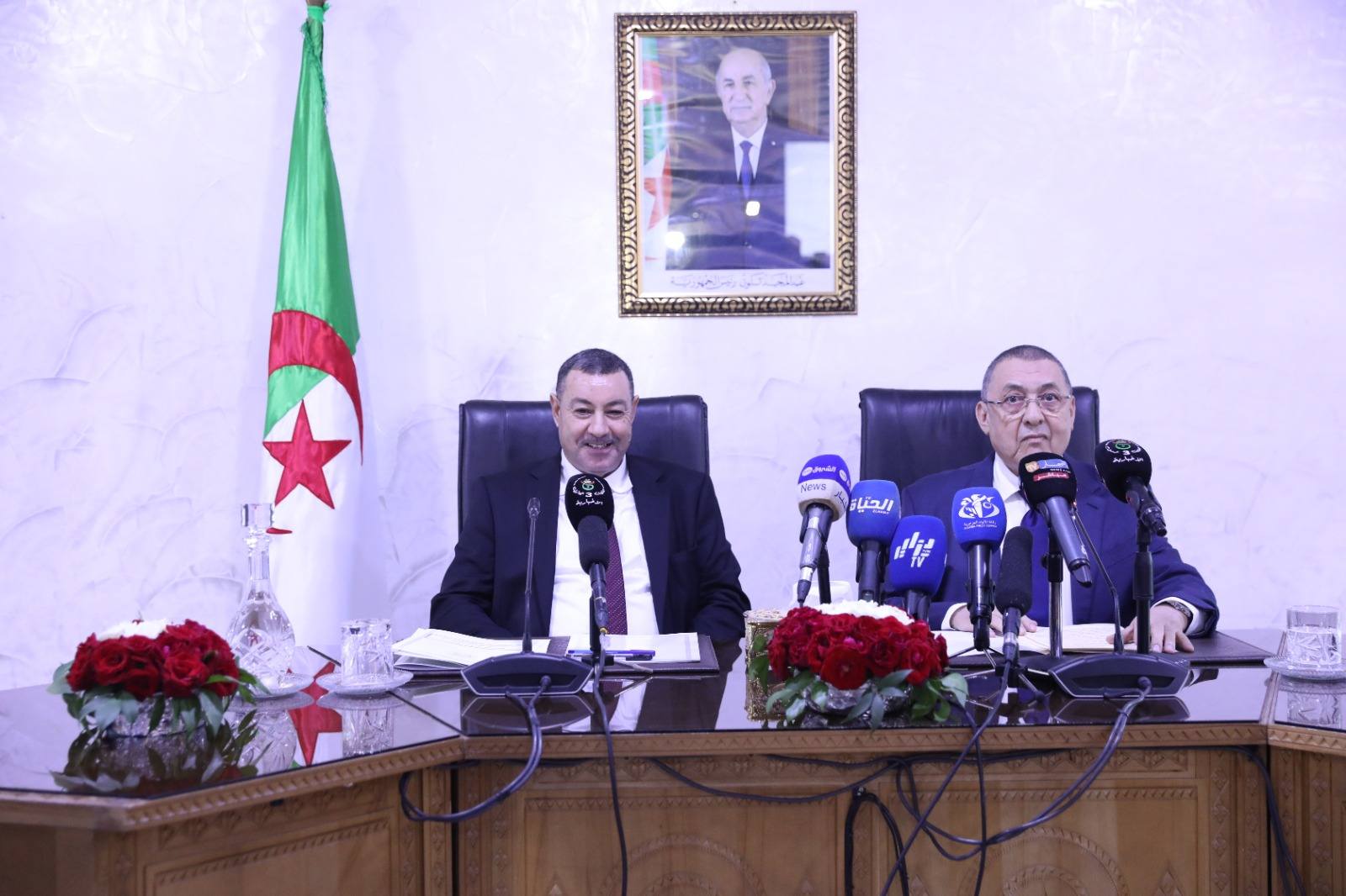 سعيد سعيود يستلم مهامه على رأس وزارة الداخلية والجماعات المحلية  والنقل