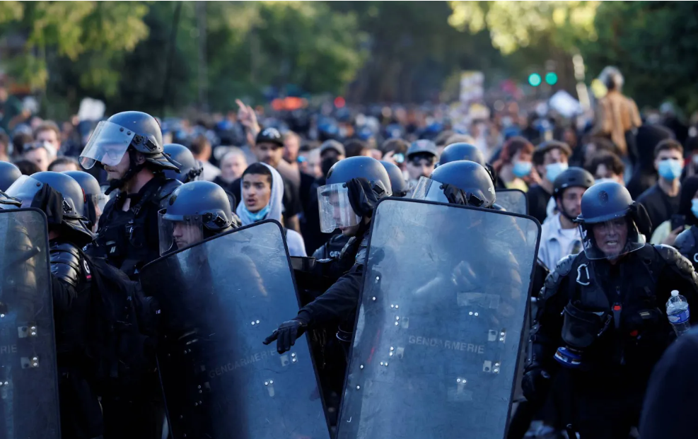 احتجاجات فرنسا