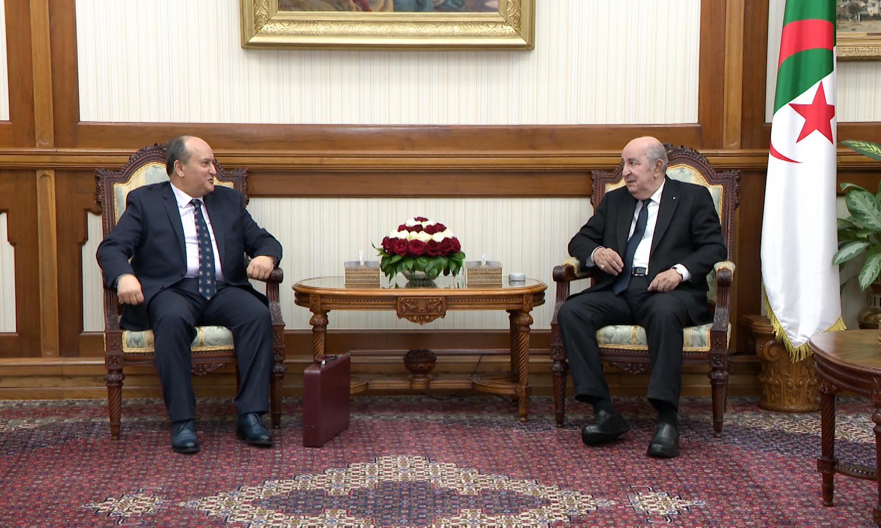 رئيس الجمهورية يرسم السيد غريب وزيرا أول ويكلفه بتشكل الحكومة