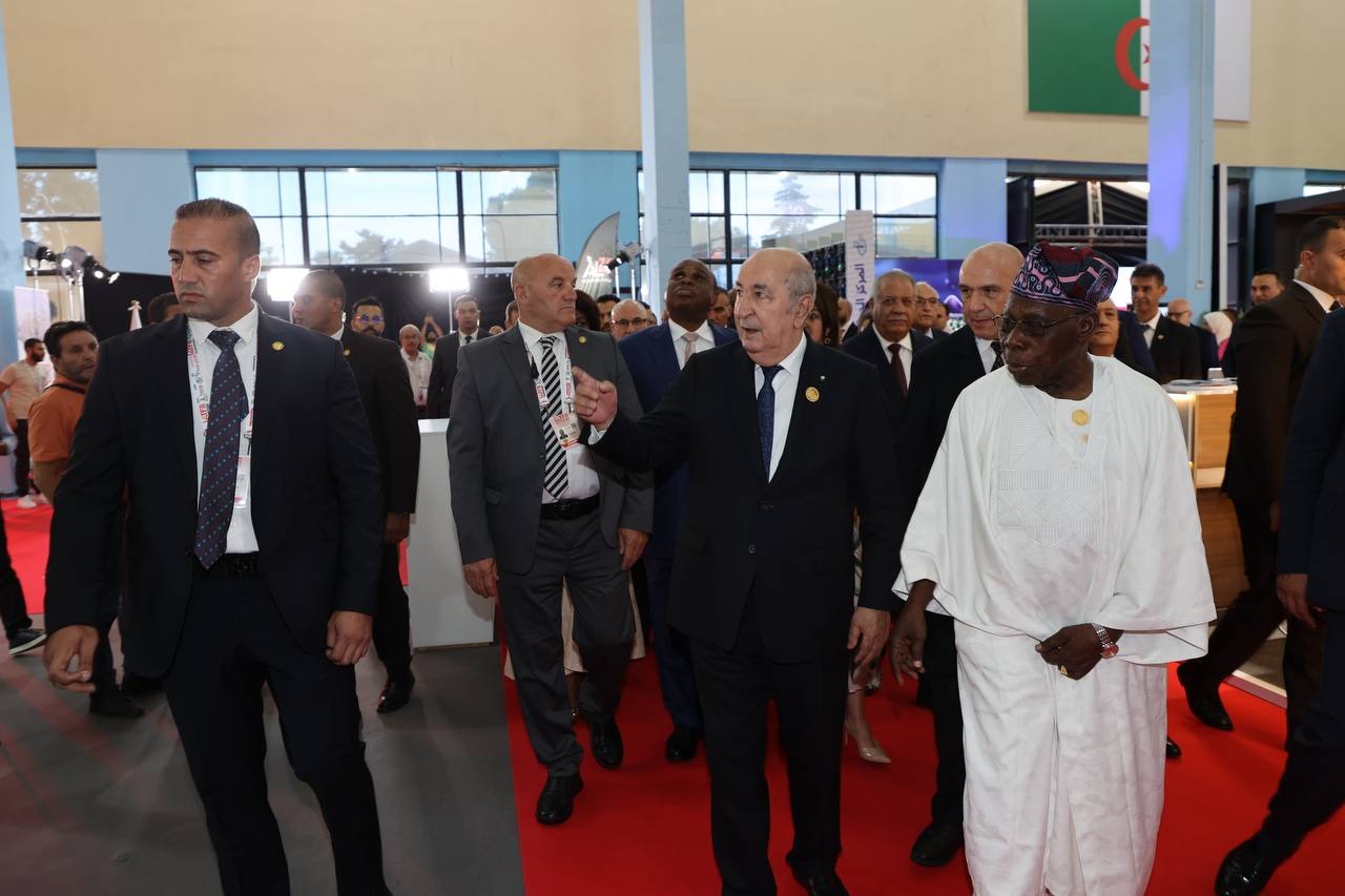 رئيس الجمهورية يأمر بفتح خط  جوي مباشر نحو نجامينا