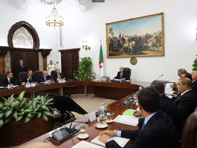 رئيس الجمهورية