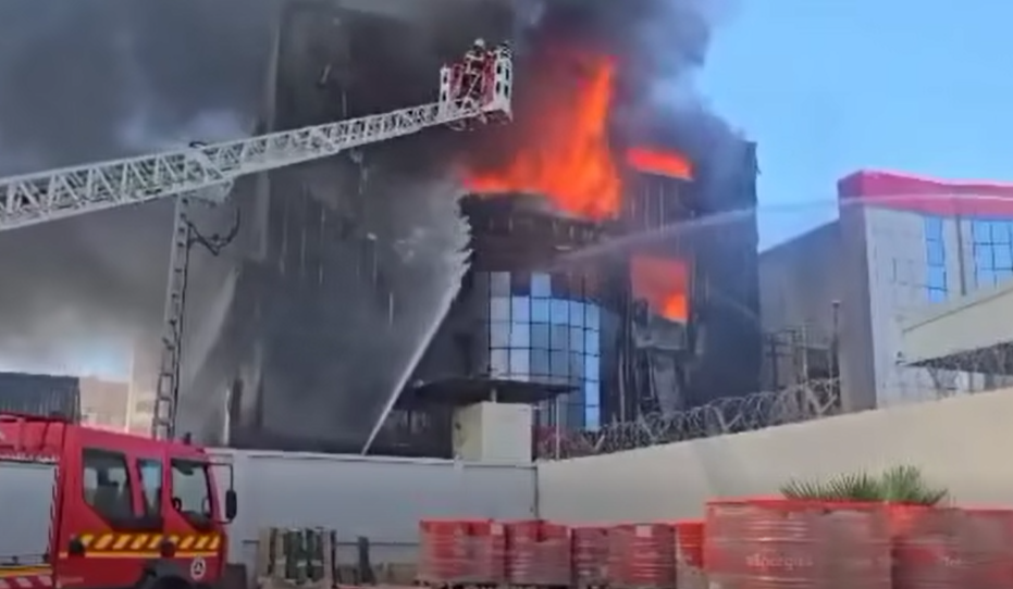 Incendie Alger Dar El Beida