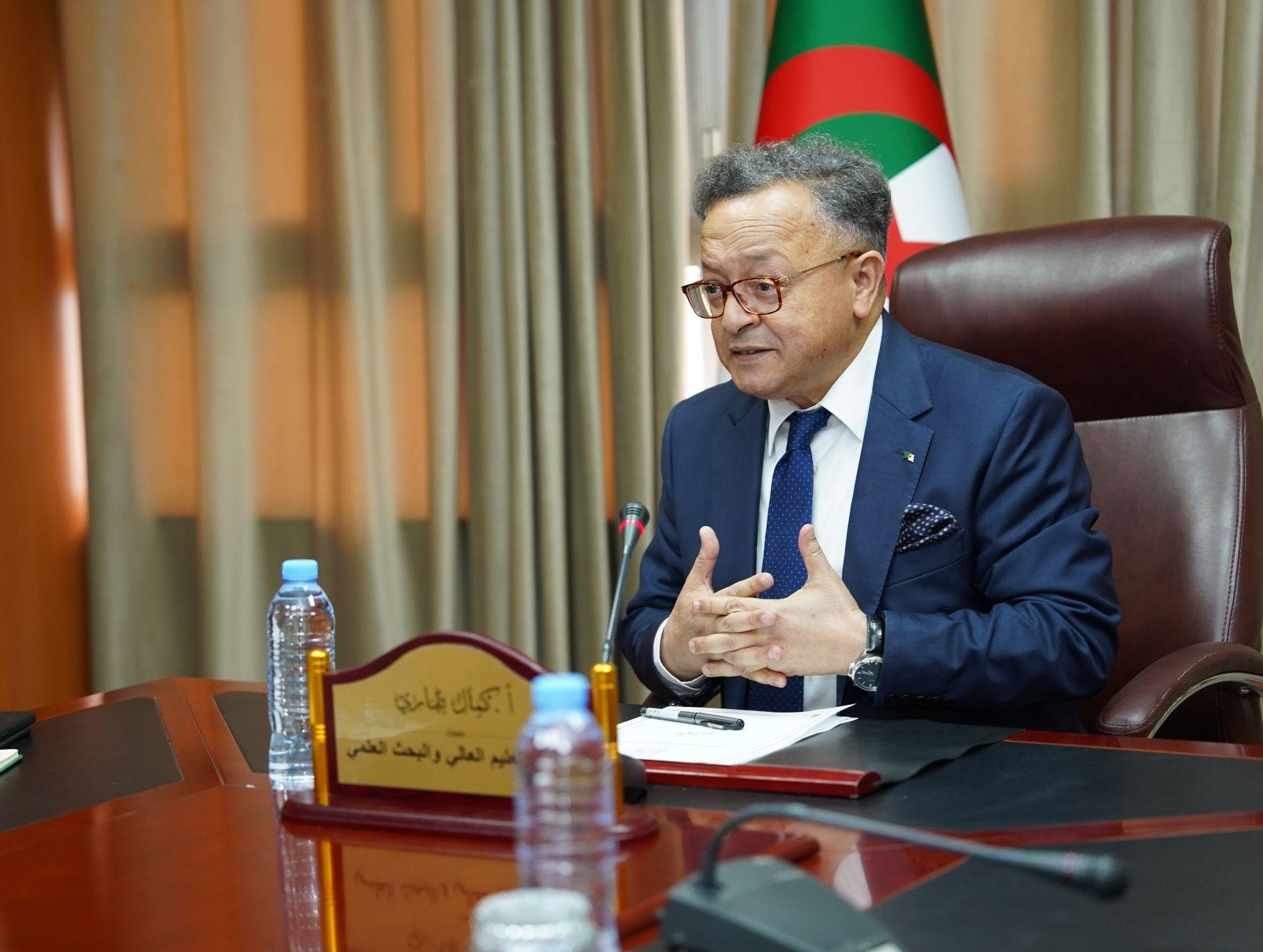 تعليم عالي: بداري يشارك في لقاء لتبادل الخبرات تحضيرا للانتقال إلى جامعة من الجيل الرابع 