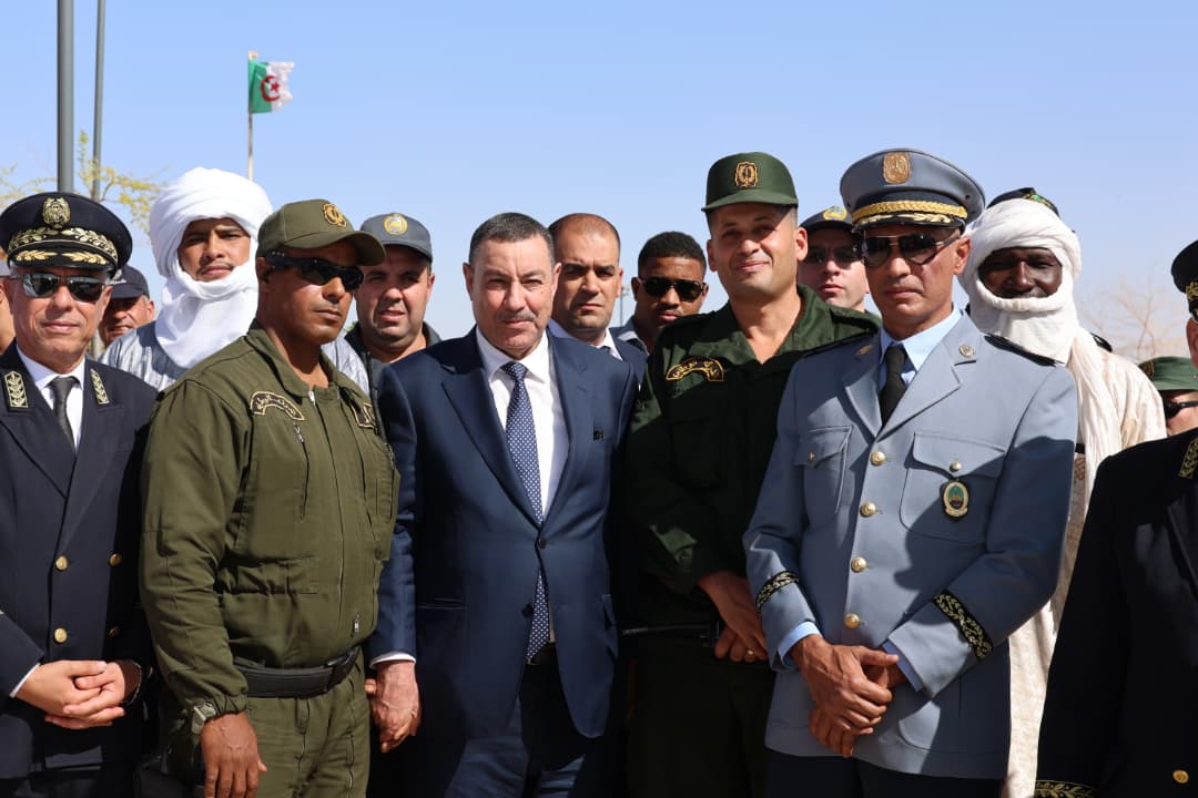 سعيود يزور المعبر الحدودي لإن قزام    