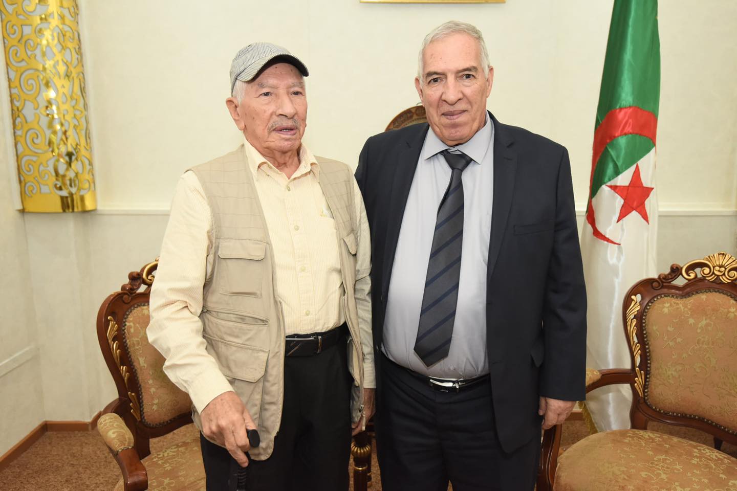 الذكرى ال71 لاندلاع الثورة التحريرية: السيد تاشريفت يستقبل المجاهد الرائد عمر صخري 