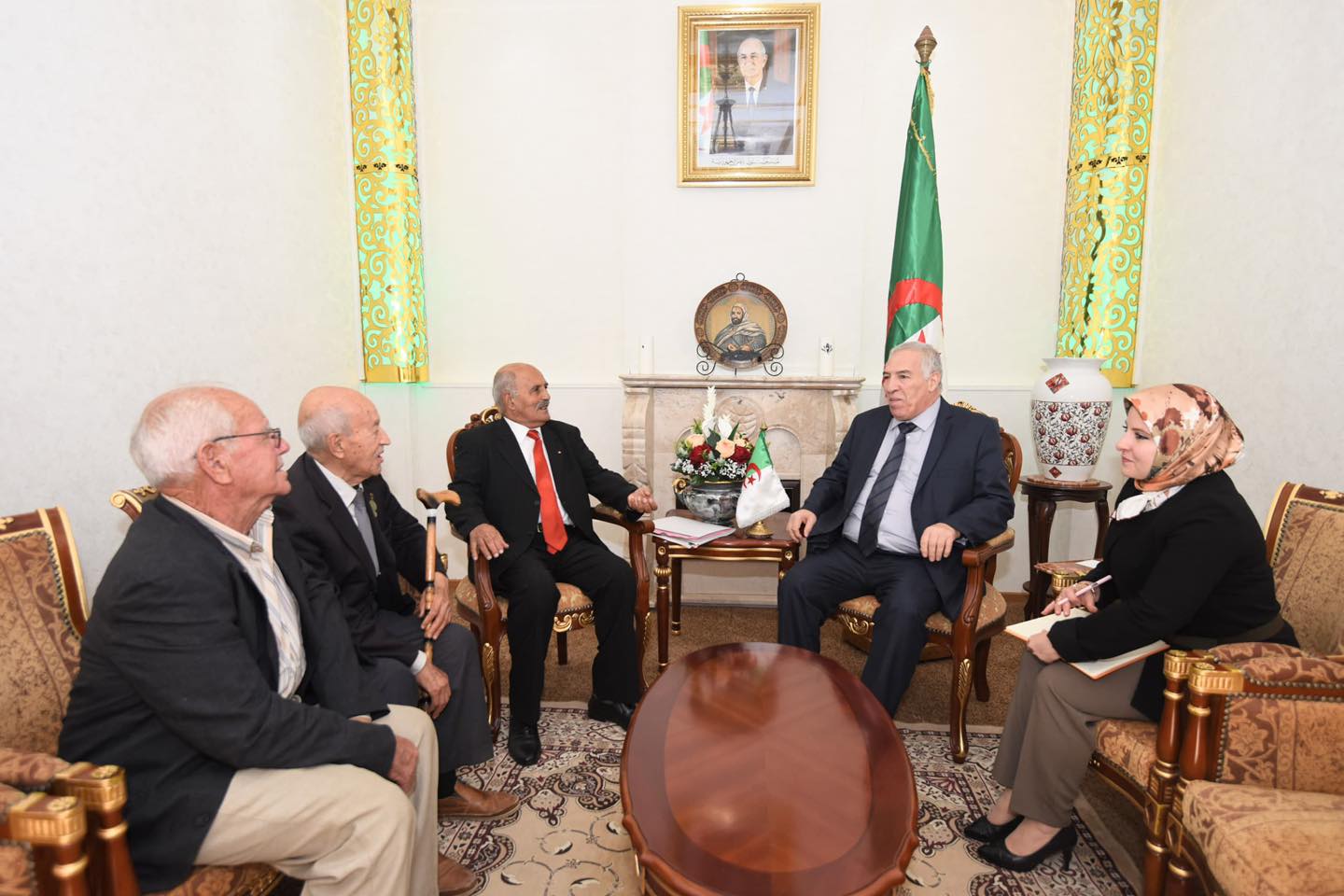 وزير المجاهدين