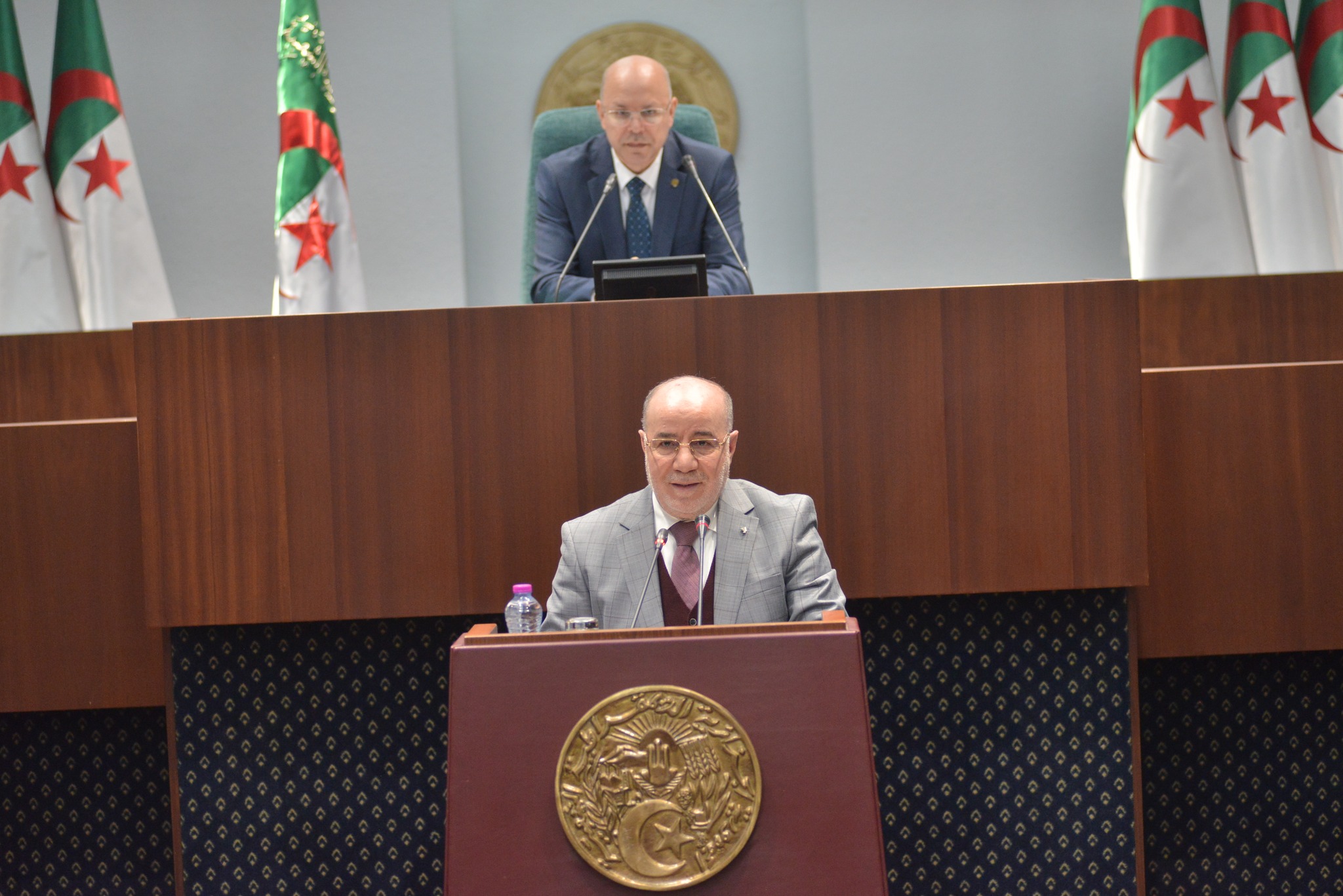 بلمهدي يبرز أهمية الدور المجتمعي للمساجد