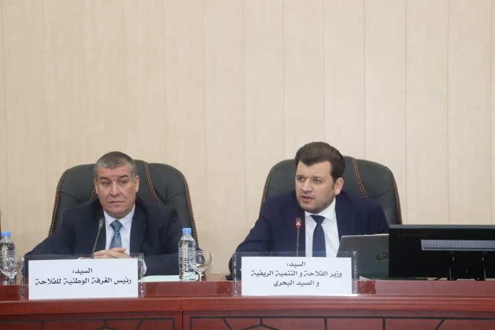 فلاحة: السيد وليد يترأس اجتماعا مع مهنيي شعبة الحبوب