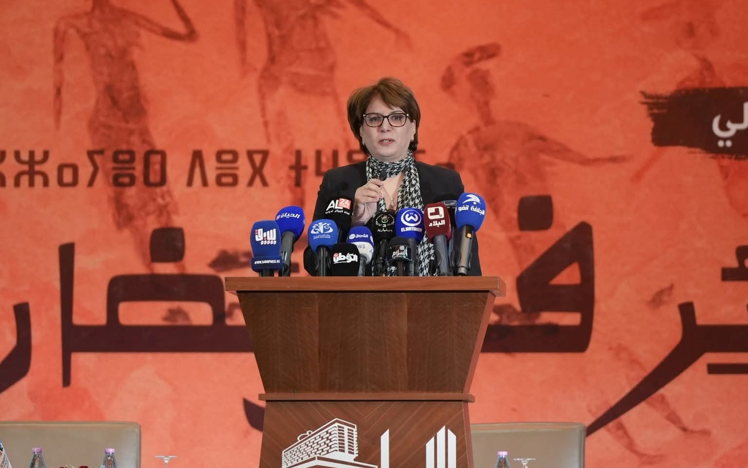 سيلا 2025: السيدة بن دودة تشرف على افتتاح الملتقى الدولي "الجزائر في  الحضارة