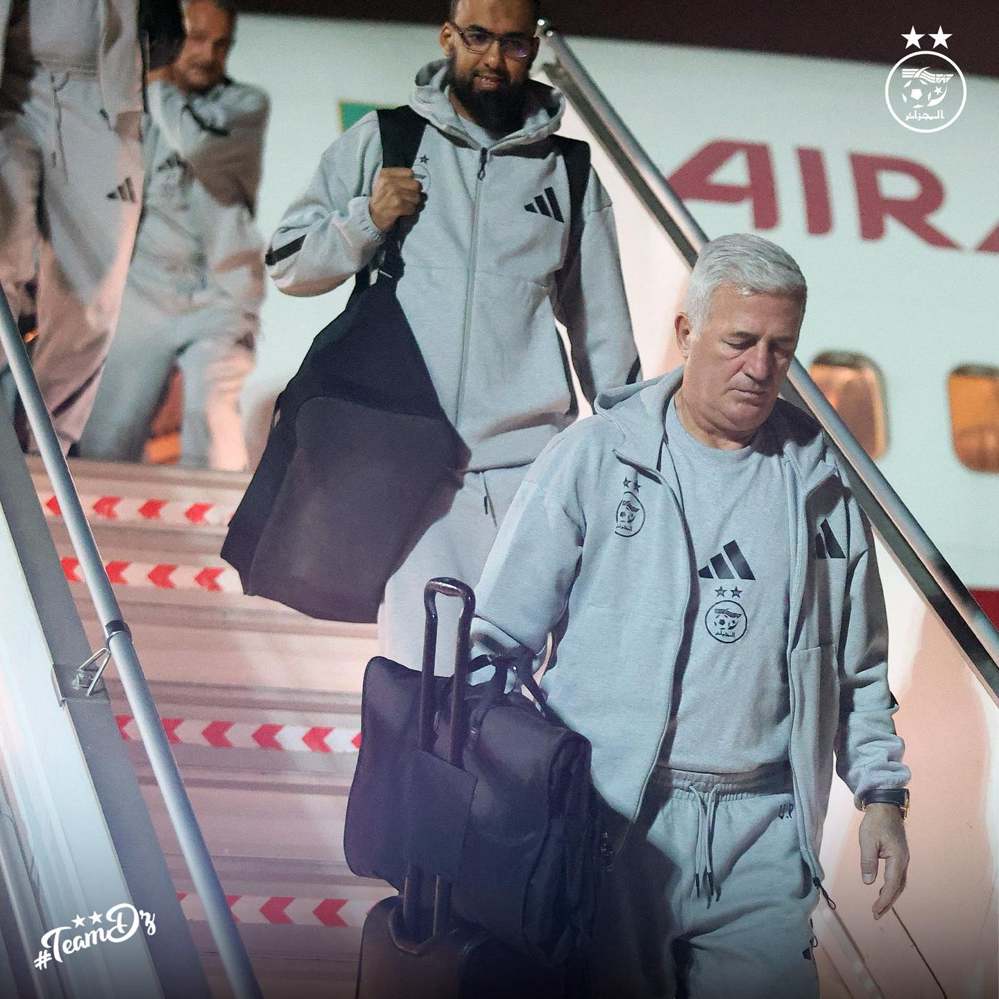 المنتخب الوطني لكرة القدم يحط الرحال بجدة